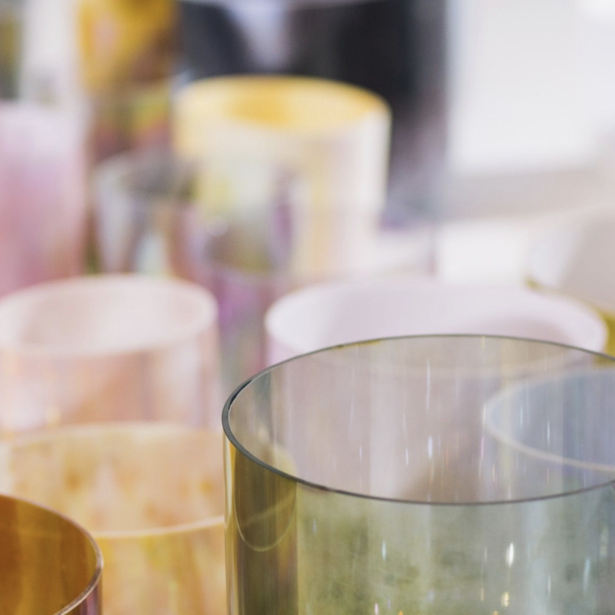 Kristallklangschalen und Yin Yoga